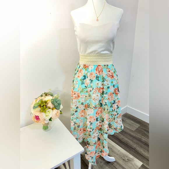 Wild Daisy Dresses & Skirts - Wild Daisy Strapless Midi Floral Print Women Dress Size Large